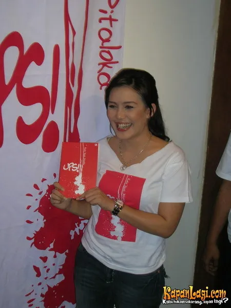 Foto Rieke Dyah Pitaloka