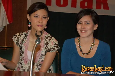 Foto Rieke Dyah Pitaloka
