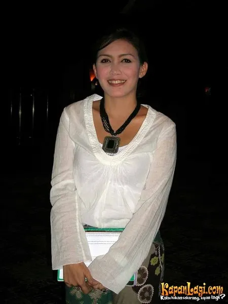 Foto Rieke Dyah Pitaloka