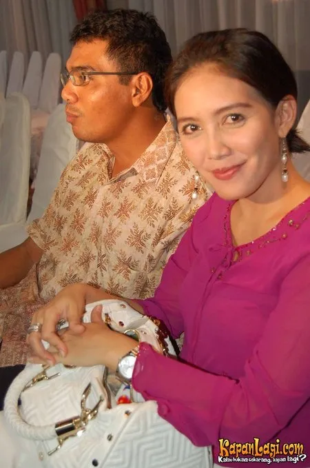 Foto Rieke Dyah Pitaloka