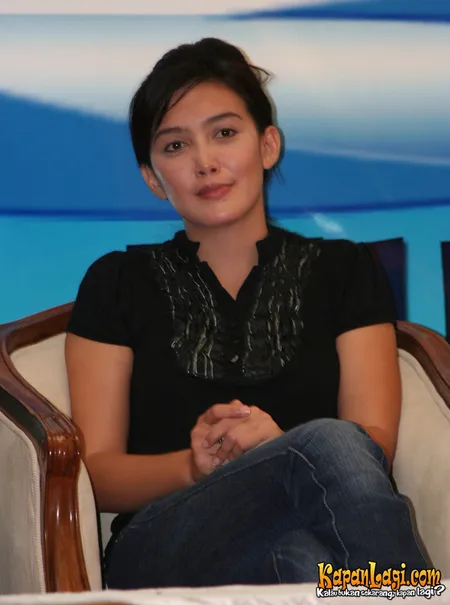 Foto Rieke Dyah Pitaloka