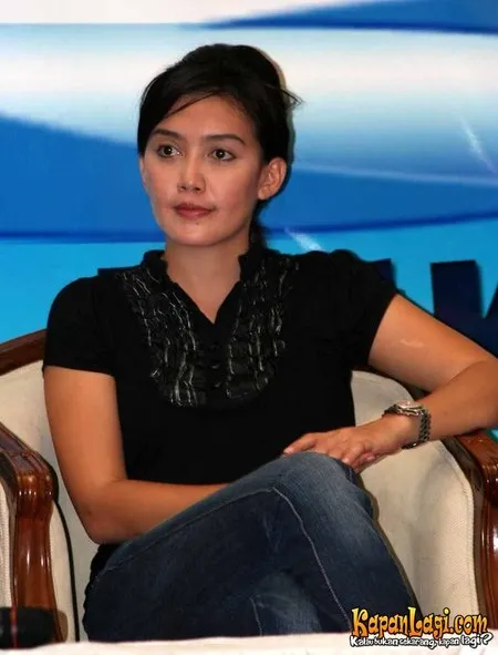 Foto Rieke Dyah Pitaloka