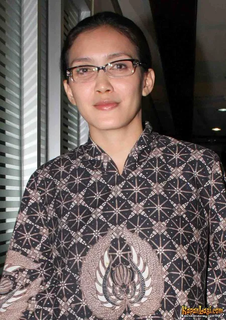 Foto Rieke Dyah Pitaloka