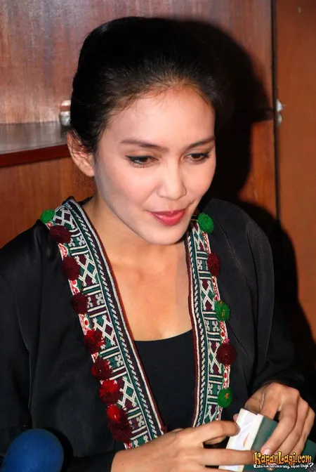 Foto Rieke Dyah Pitaloka