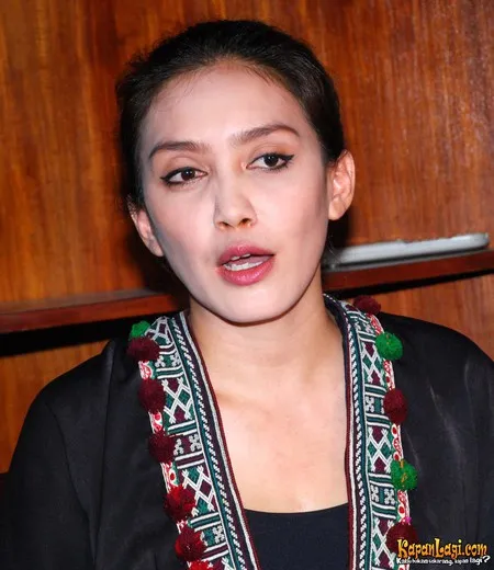 Foto Rieke Dyah Pitaloka