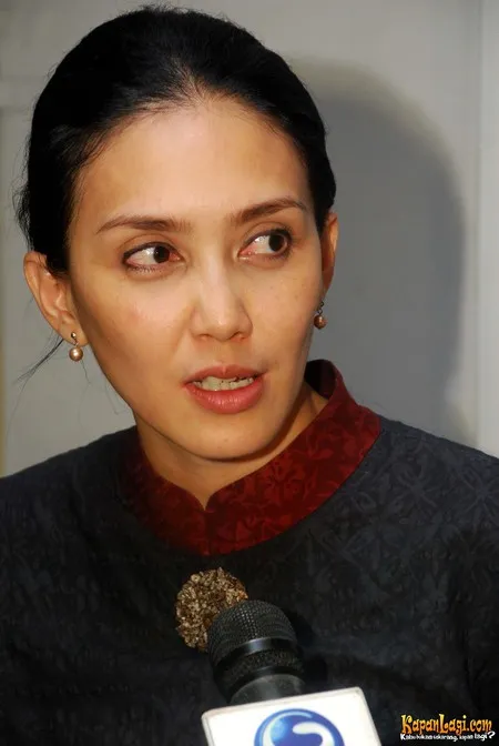 Foto Rieke Dyah Pitaloka