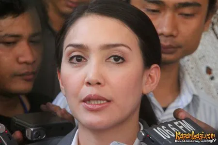 Foto Rieke Dyah Pitaloka