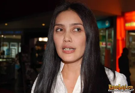 Foto Rieke Dyah Pitaloka