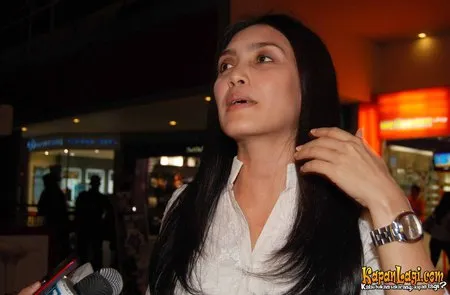 Foto Rieke Dyah Pitaloka