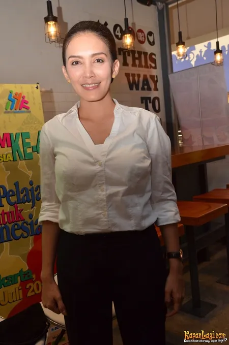 Foto Rieke Dyah Pitaloka