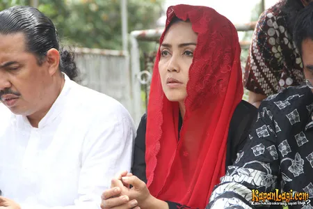 Foto Rieke Dyah Pitaloka