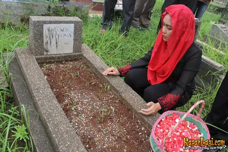 Foto Rieke Dyah Pitaloka