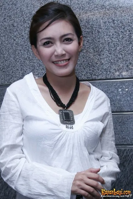 Foto Rieke Dyah Pitaloka