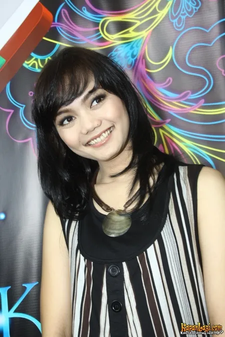 Foto Rina Nose