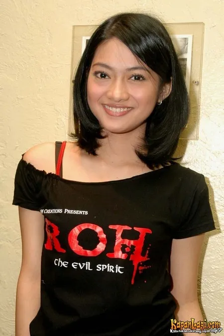 Foto Rini Yulianti