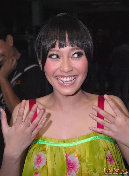 Foto Rinni Wulandari