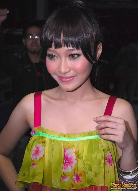 Foto Rinni Wulandari