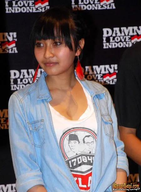 Foto Rinni Wulandari