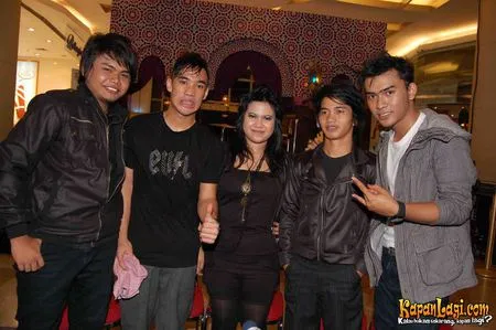 Foto Rinni Wulandari