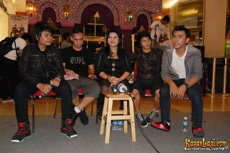 Foto Rinni Wulandari