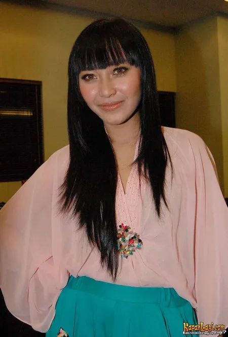 Foto Rinni Wulandari