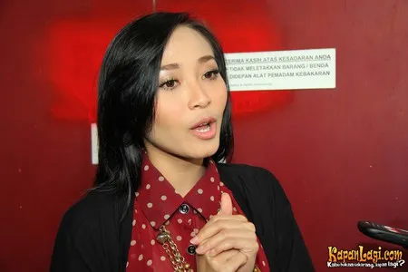 Foto Rinni Wulandari