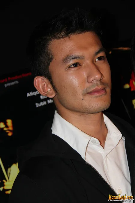 Foto Rio Dewanto