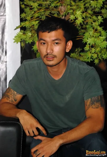 Foto Rio Dewanto