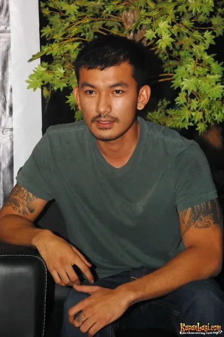 Foto Rio Dewanto