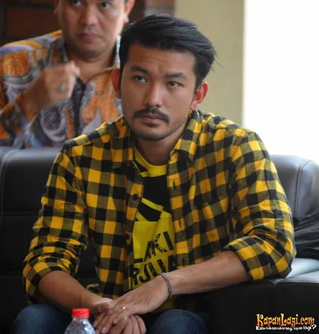 Foto Rio Dewanto
