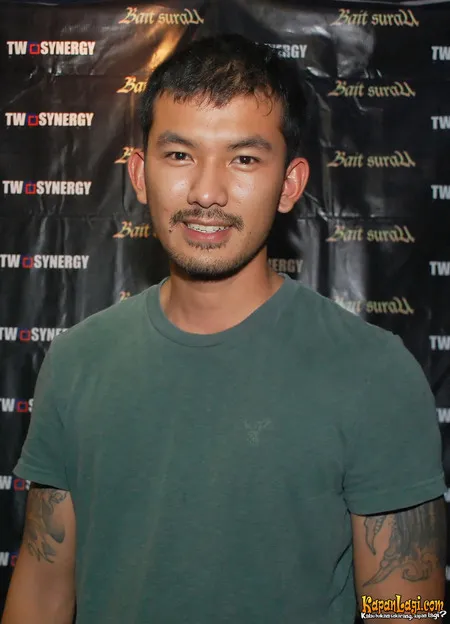 Foto Rio Dewanto