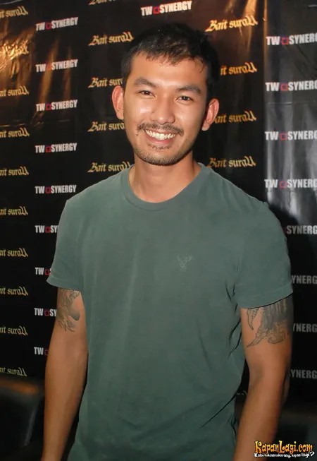 Foto Rio Dewanto