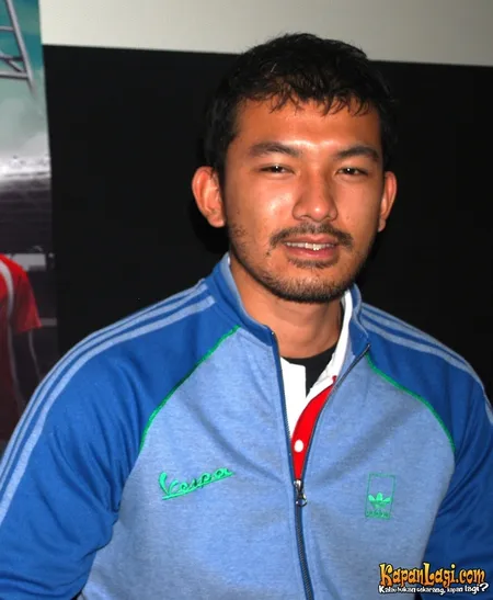 Foto Rio Dewanto