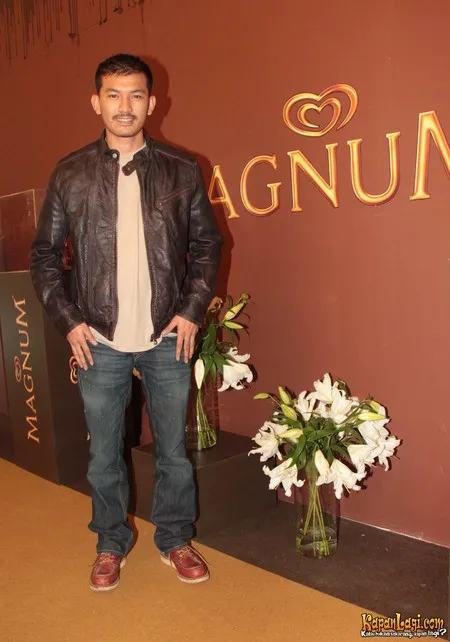 Foto Rio Dewanto