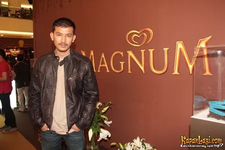 Foto Rio Dewanto