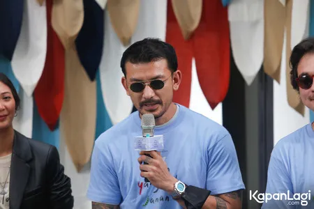 Foto Rio Dewanto