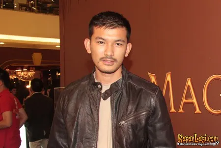 Foto Rio Dewanto