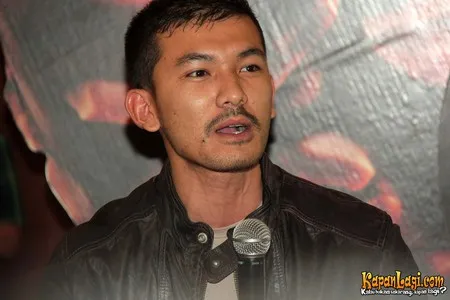 Foto Rio Dewanto