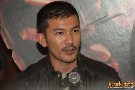 Foto Rio Dewanto