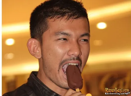 Foto Rio Dewanto