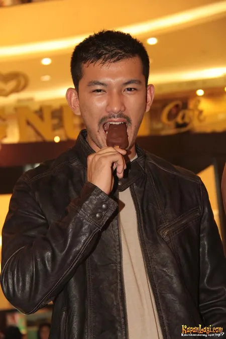 Foto Rio Dewanto