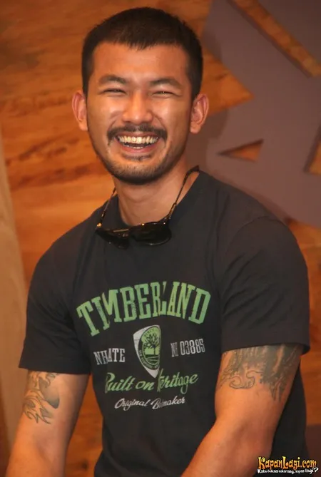 Foto Rio Dewanto