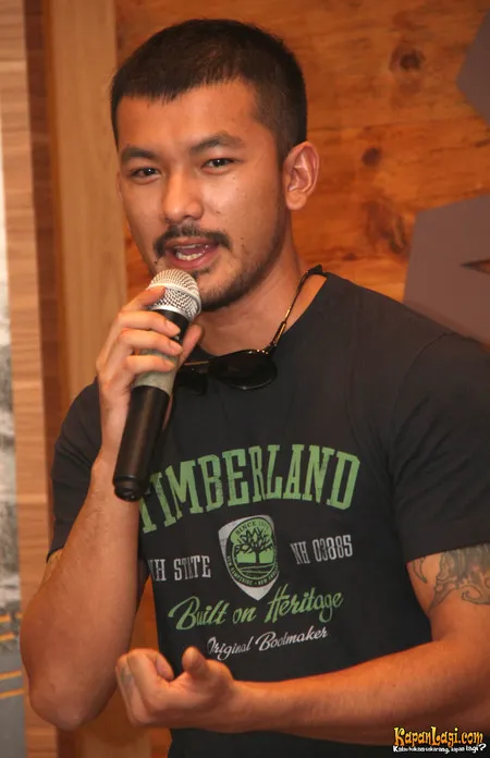 Foto Rio Dewanto