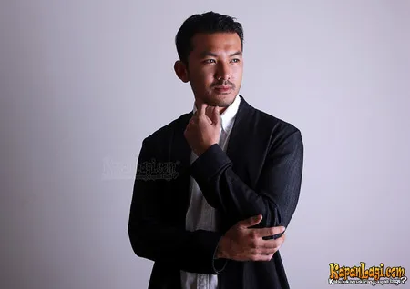 Foto Rio Dewanto