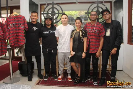 Foto Rio Dewanto