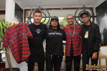 Foto Rio Dewanto