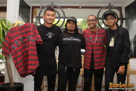 Foto Rio Dewanto