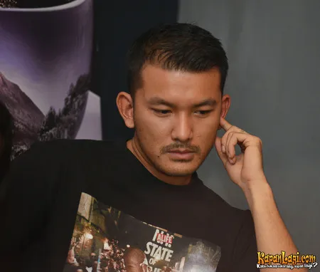 Foto Rio Dewanto