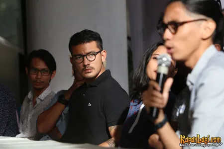 Foto Rio Dewanto