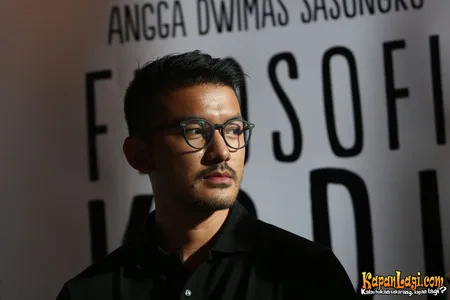 Foto Rio Dewanto